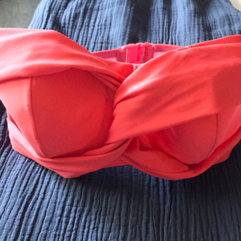 Bikini top